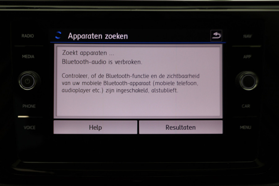 Volkswagen Touran 1.4 TSI DSG Highline Business R Panoramadak, ACC, Camera, Navigatie, Bluetooth, LED, Trekhaak, 17''