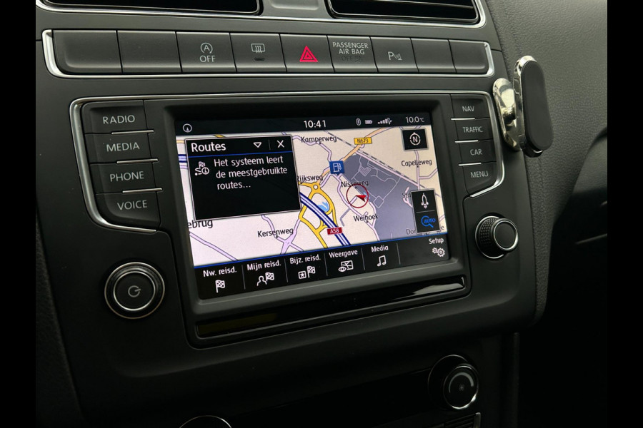 Volkswagen Polo Occasion 1.2 TSI Comfortline Connected Series | Blauw | Tweedehands Volkswagen Polo | Cruisecontrol | Carplay