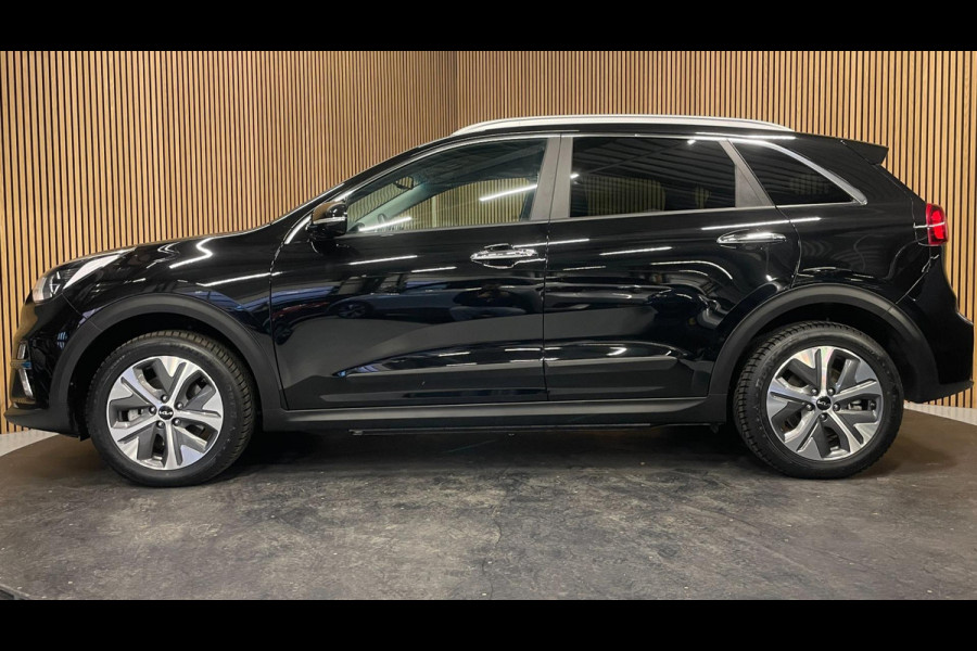 Kia e-Niro DynamicLine 64 kWh|100%SOH|NW LOGO|FACELIFT|3-FASE|LEDER|ACC|CARPLAY|CAMERA|STOEL+STUURVERW|IN. BTW|1e EIG|NL-AUTO|NAP|
