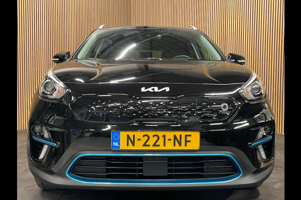 Kia e-Niro DynamicLine 64 kWh|100%SOH|NW LOGO|FACELIFT|3-FASE|LEDER|ACC|CARPLAY|CAMERA|STOEL+STUURVERW|IN. BTW|1e EIG|NL-AUTO|NAP|
