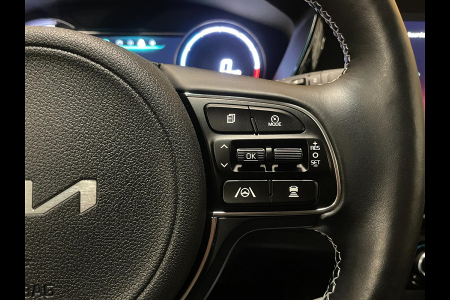 Kia e-Niro DynamicLine 64 kWh|100%SOH|NW LOGO|FACELIFT|3-FASE|LEDER|ACC|CARPLAY|CAMERA|STOEL+STUURVERW|IN. BTW|1e EIG|NL-AUTO|NAP|
