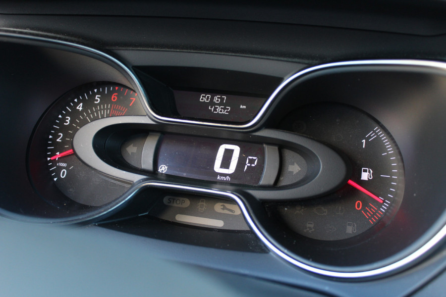 Renault Captur 1.3 TCe 150PK Intens | BLIS | Navigatie | Camera | Cruise Control | Keyless