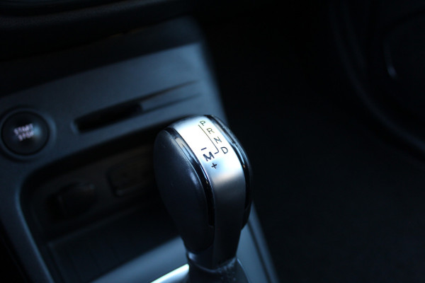 Renault Captur 1.3 TCe 150PK Intens | BLIS | Navigatie | Camera | Cruise Control | Keyless