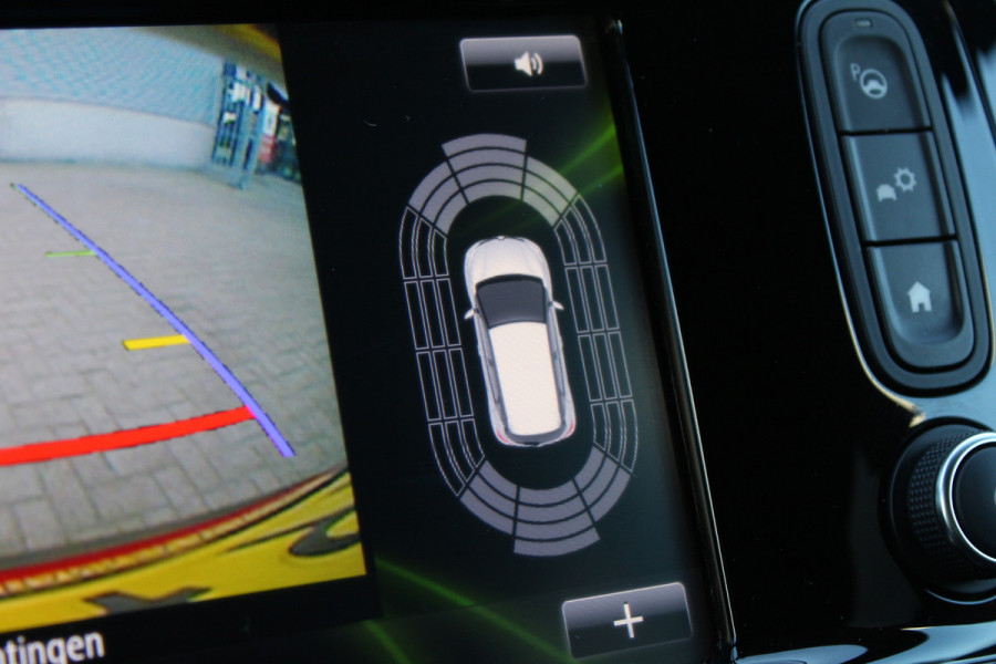 Renault Captur 1.3 TCe 150PK Intens | BLIS | Navigatie | Camera | Cruise Control | Keyless