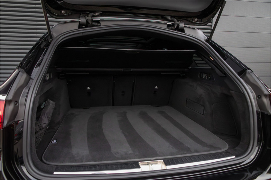 Mercedes-Benz E-Klasse Estate 220d AMG Line Trekhaak - Pano