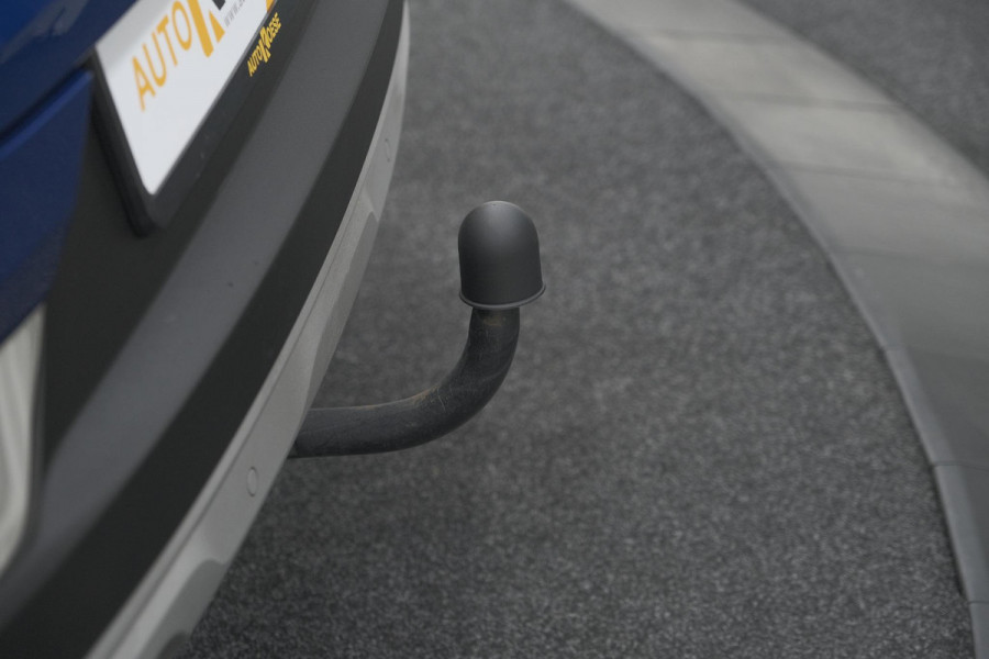 Renault Captur TCe 140 EDC Intens | Trekhaak | Camera | BOSE Audio | 9.3 Inch Groot Scherm