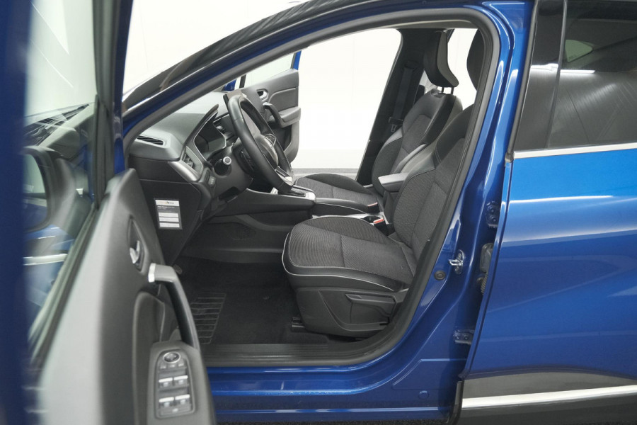 Renault Captur TCe 140 EDC Intens | Trekhaak | Camera | BOSE Audio | 9.3 Inch Groot Scherm