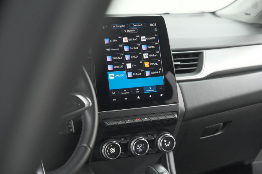 Renault Captur TCe 140 EDC Intens | Trekhaak | Camera | BOSE Audio | 9.3 Inch Groot Scherm