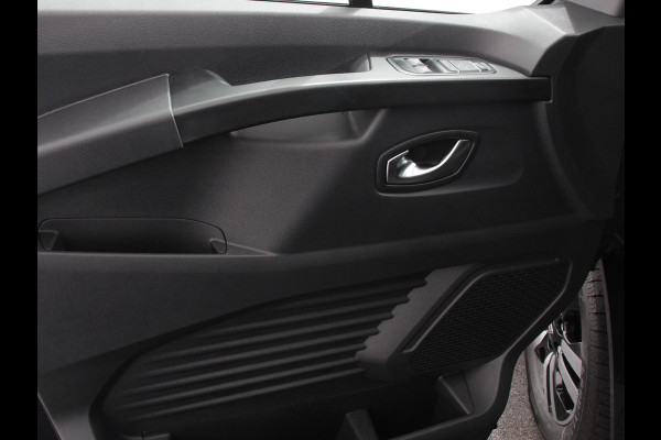 Renault Trafic 2.0 Blue dC1 150 Automaat L2H1 Extra DubbelCabine | Navigatie | Apple Carplay/Android Auto | Airco | Lichtmetalen velgen | Betimmering | Trekhaak | Camera | Parkeer sensoren | Dab