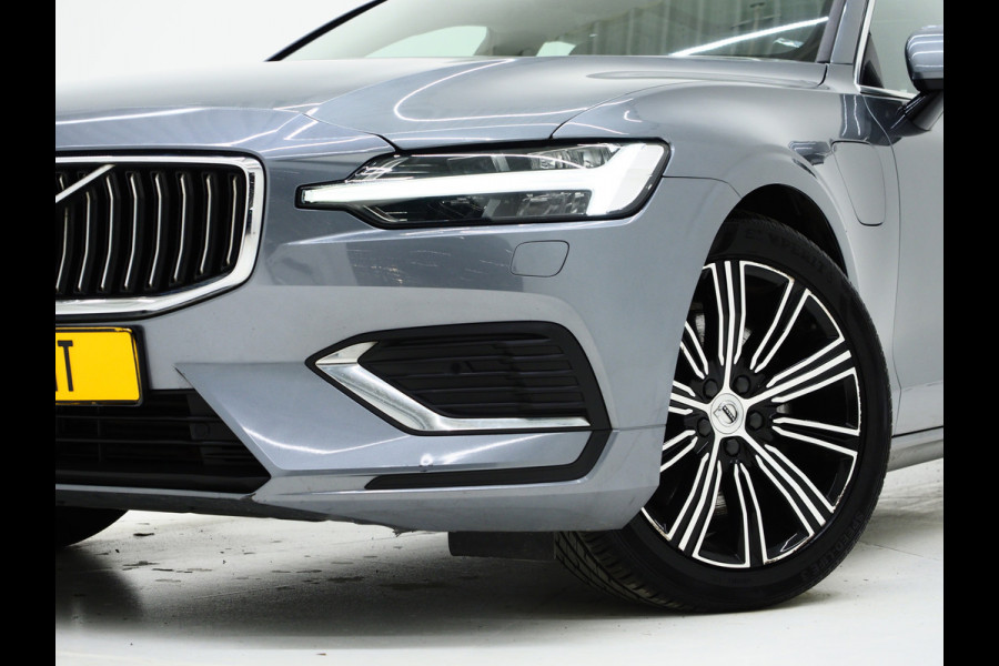 Volvo V60 2.0 T8 Twin Engine AWD Inscription | Panoramadak | Leder | Trekhaak | Camera | Keyless | Memory | Carplay