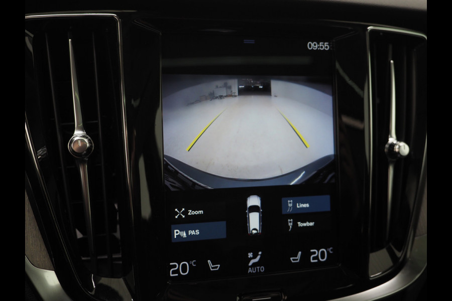 Volvo V60 2.0 T8 Twin Engine AWD Inscription | Panoramadak | Leder | Trekhaak | Camera | Keyless | Memory | Carplay