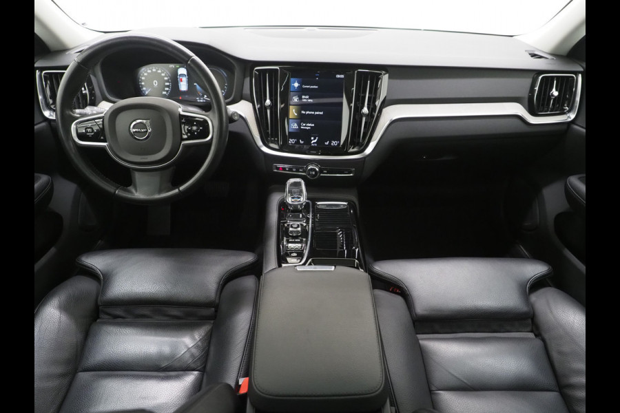 Volvo V60 2.0 T8 Twin Engine AWD Inscription | Panoramadak | Leder | Trekhaak | Camera | Keyless | Memory | Carplay