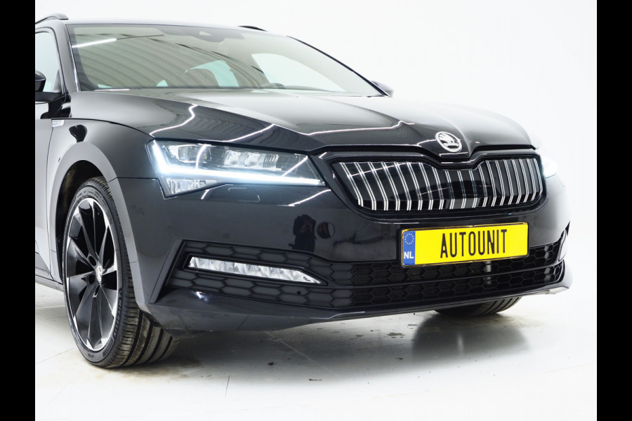 Škoda Superb Combi 1.4 TSI iV Sportline 218PK | Sportstoelen | Trekhaak | Camera | Memory | Sfeer | Keyless | Adaptive Cruise