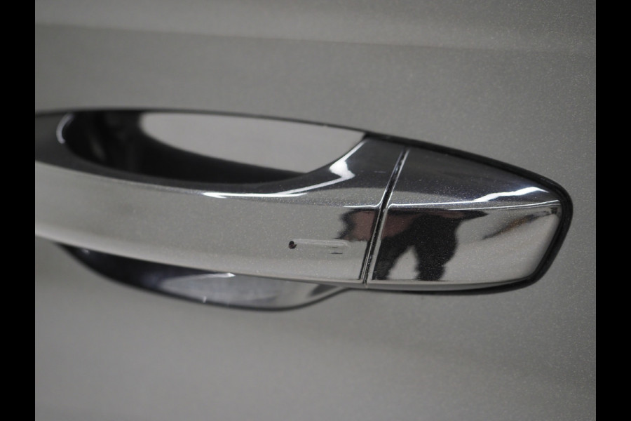 Škoda Superb Combi 1.4 TSI iV Sportline 218PK | Sportstoelen | Trekhaak | Camera | Memory | Sfeer | Keyless | Adaptive Cruise