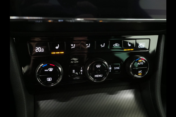 Škoda Superb Combi 1.4 TSI iV Sportline 218PK | Sportstoelen | Trekhaak | Camera | Memory | Sfeer | Keyless | Adaptive Cruise