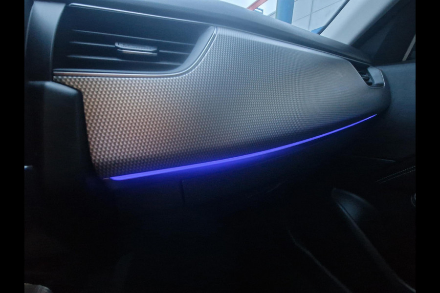 Renault Arkana 1.6 E-Tech Hybrid 145 Intens | Pack Winter | Trekhaak | Parking Pack | Dodehoek detectie | Adaptive cruise | 18 inch LMV | 1e Eigenaar