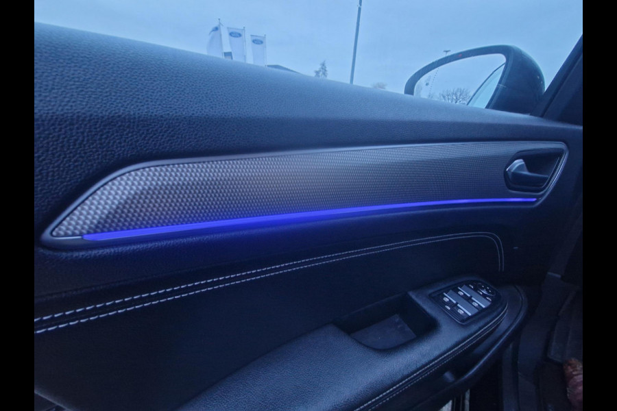 Renault Arkana 1.6 E-Tech Hybrid 145 Intens | Pack Winter | Trekhaak | Parking Pack | Dodehoek detectie | Adaptive cruise | 18 inch LMV | 1e Eigenaar