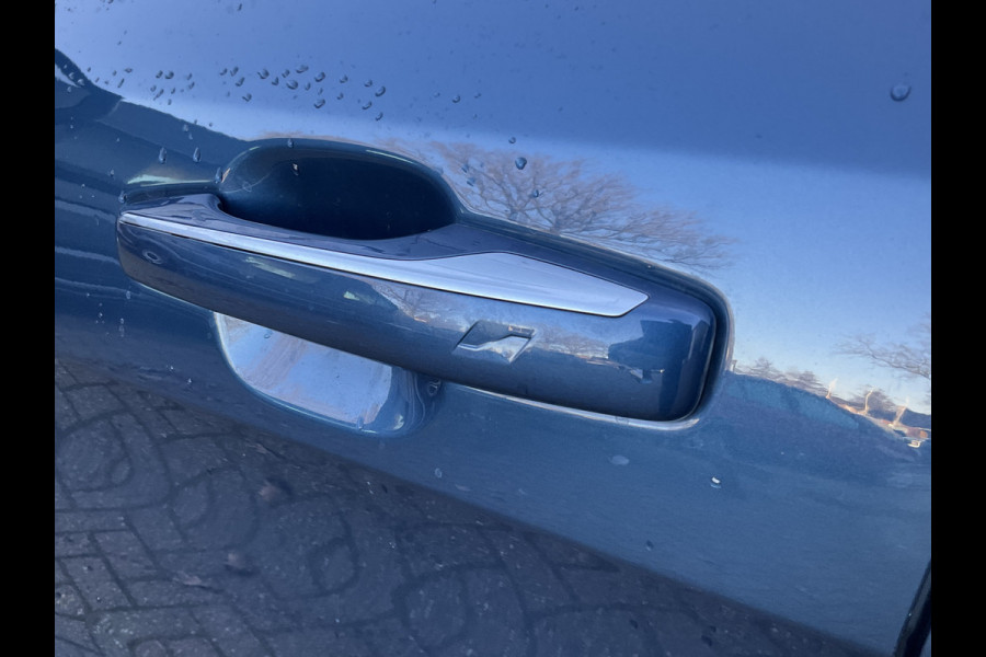 Lynk & Co 01 1.5 PHEV Carplay Pano.dak Adapt.Cruise Hoge zit Plug-in