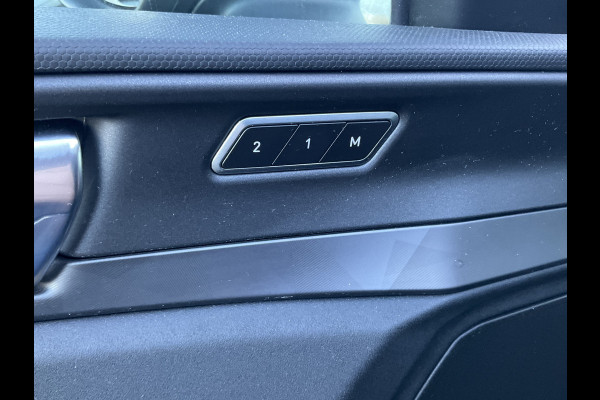 Lynk & Co 01 1.5 PHEV Carplay Pano.dak Adapt.Cruise Hoge zit Plug-in
