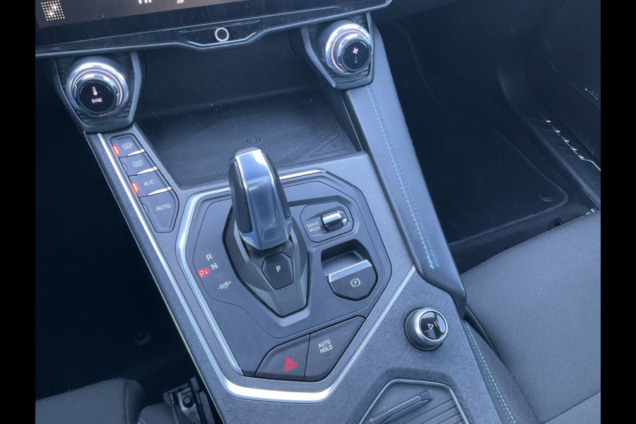 Lynk & Co 01 1.5 PHEV Carplay Pano.dak Adapt.Cruise Hoge zit Plug-in