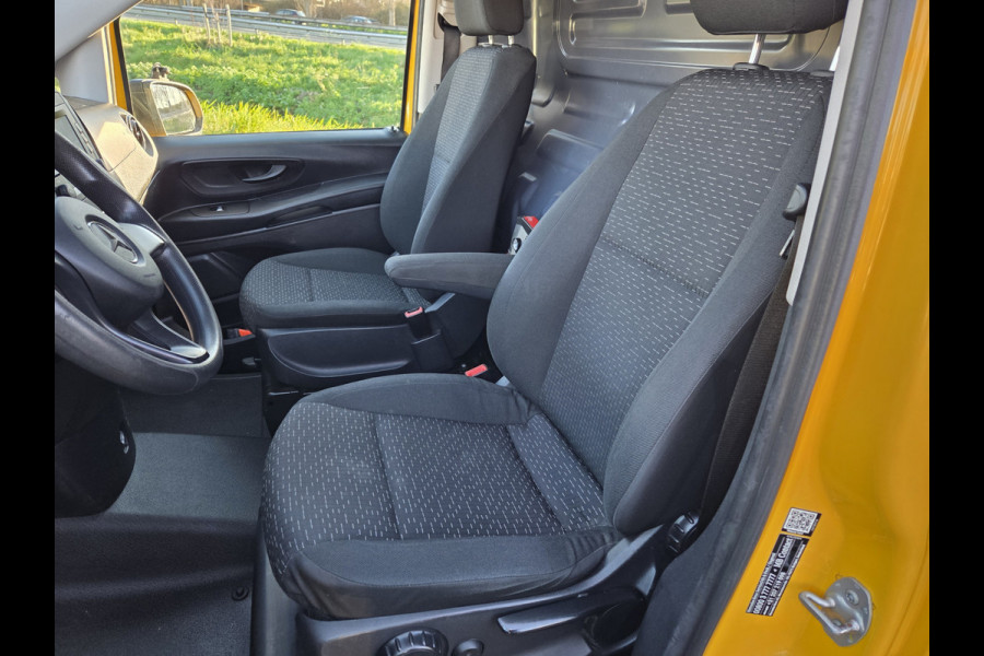 Mercedes-Benz eVito eVito Lang Launch Edition 41 kWh Airco ZONDER KRASSEN OF DEUKEN