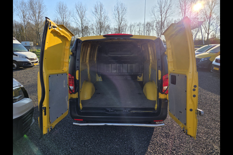 Mercedes-Benz eVito eVito Lang Launch Edition 41 kWh Airco ZONDER KRASSEN OF DEUKEN