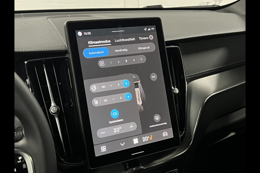 Volvo XC60 2.0 T8 Plug-in hybrid AWD Ultra Black Edition Luchtvering | Open dak | Adapt. cruise control | Harman Kardon | 360° Camera | Head-up | Pilot assist