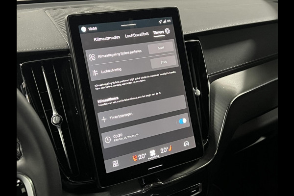 Volvo XC60 2.0 T8 Plug-in hybrid AWD Ultra Black Edition Luchtvering | Open dak | Adapt. cruise control | Harman Kardon | 360° Camera | Head-up | Pilot assist