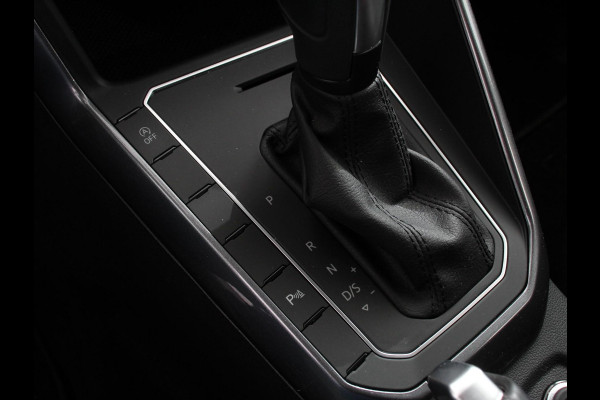 Volkswagen Polo 1.0 TSI 110pk Highline | Navigatie | Apple Carplay/Android Auto | Parkeersensoren | Stoelverwarming | Ledverlichting | Getinte ramen | Climate Control