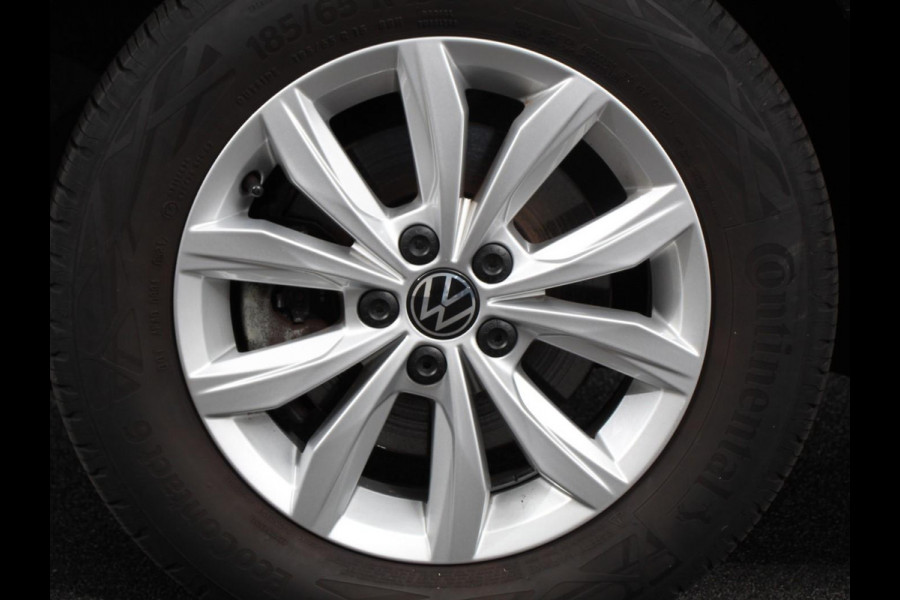 Volkswagen Polo 1.0 TSI 110pk Highline | Navigatie | Apple Carplay/Android Auto | Parkeersensoren | Stoelverwarming | Ledverlichting | Getinte ramen | Climate Control