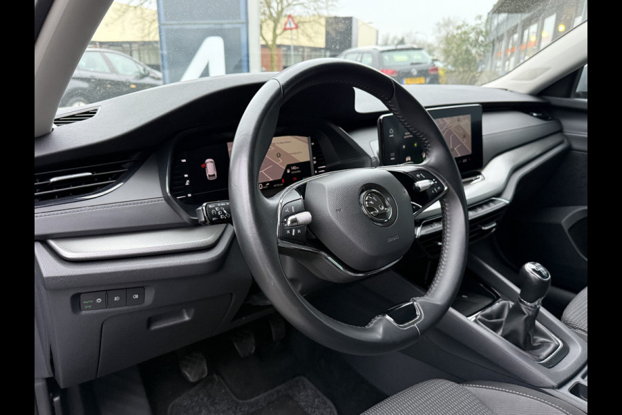 Škoda Octavia Combi BWJ 2022 | 1.0TSI 111PK Business Ed | CLIMA | NAVI | PDC | PRIVACY GLASS | CARPLAY | CRUISE | VIRTUAL COCKPIT