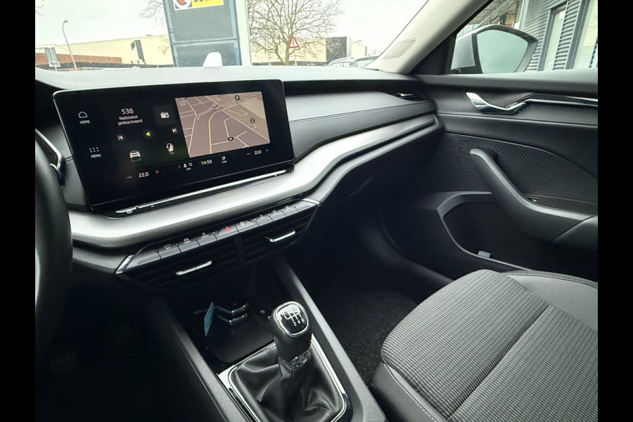 Škoda Octavia Combi BWJ 2022 | 1.0TSI 111PK Business Ed | CLIMA | NAVI | PDC | PRIVACY GLASS | CARPLAY | CRUISE | VIRTUAL COCKPIT