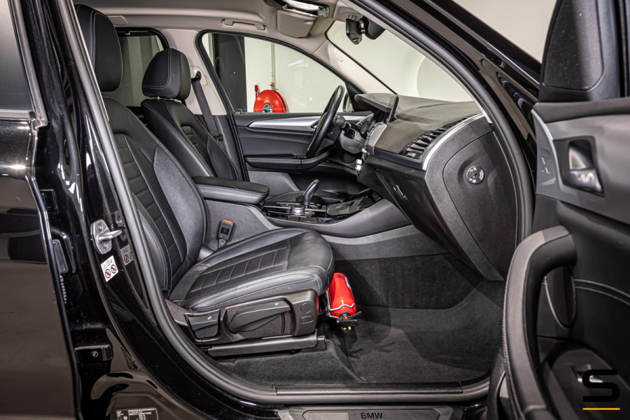 BMW X3 XDrive30e|Leder|Cam|HIFI audio|Dealer ond|