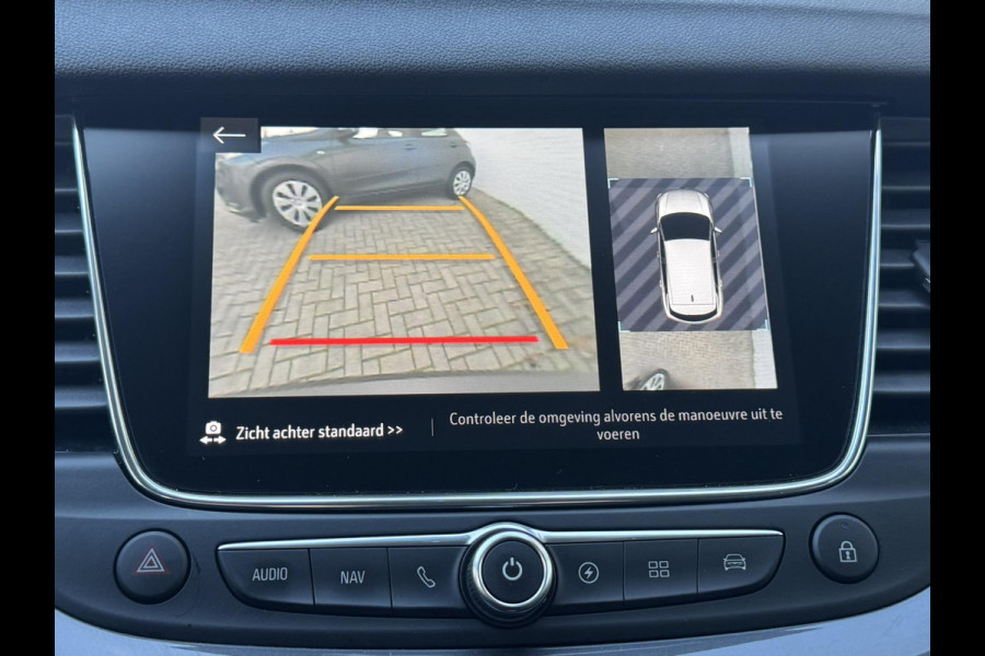 Opel Grandland X 1.6 Turbo Hybrid4 Ultimate AWD Climate Cruise Stoelverwarming/-ventilatie Navi Sensoren+camera Apple / Android
