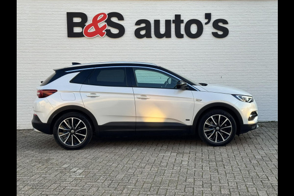 Opel Grandland X 1.6 Turbo Hybrid4 Ultimate AWD Climate Cruise Stoelverwarming/-ventilatie Navi Sensoren+camera Apple / Android