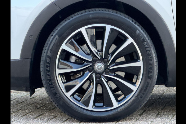Opel Grandland X 1.6 Turbo Hybrid4 Ultimate AWD Climate Cruise Stoelverwarming/-ventilatie Navi Sensoren+camera Apple / Android