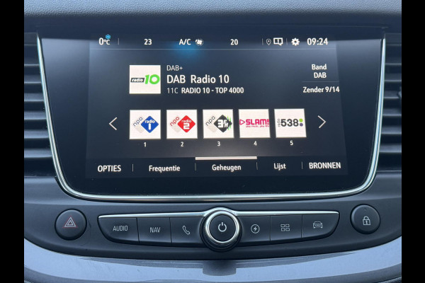 Opel Grandland X 1.6 Turbo Hybrid4 Ultimate AWD Climate Cruise Stoelverwarming/-ventilatie Navi Sensoren+camera Apple / Android