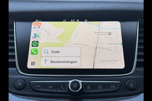 Opel Grandland X 1.6 Turbo Hybrid4 Ultimate AWD Climate Cruise Stoelverwarming/-ventilatie Navi Sensoren+camera Apple / Android
