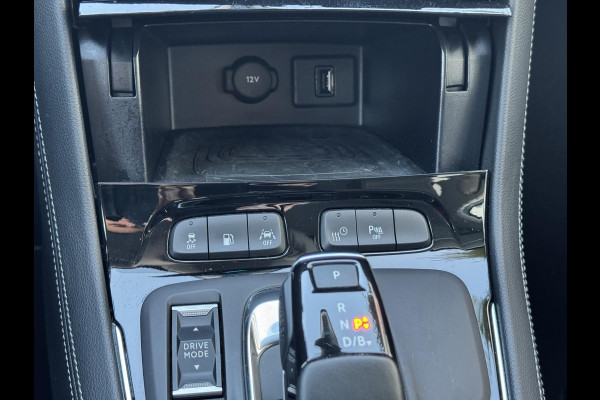 Opel Grandland X 1.6 Turbo Hybrid4 Ultimate AWD Climate Cruise Stoelverwarming/-ventilatie Navi Sensoren+camera Apple / Android