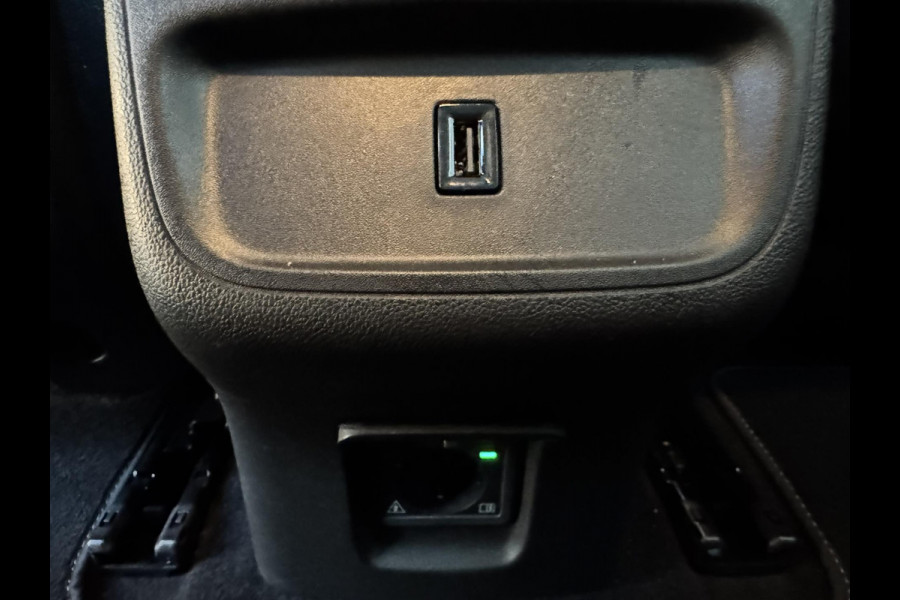 Opel Grandland X 1.6 Turbo Hybrid4 Ultimate AWD Climate Cruise Stoelverwarming/-ventilatie Navi Sensoren+camera Apple / Android