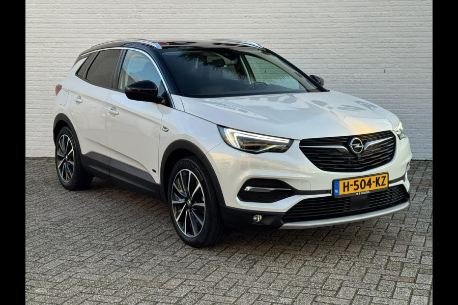 Opel Grandland X 1.6 Turbo Hybrid4 Ultimate AWD Climate Cruise Stoelverwarming/-ventilatie Navi Sensoren+camera Apple / Android