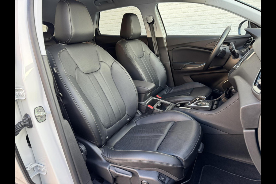 Opel Grandland X 1.6 Turbo Hybrid4 Ultimate AWD Climate Cruise Stoelverwarming/-ventilatie Navi Sensoren+camera Apple / Android