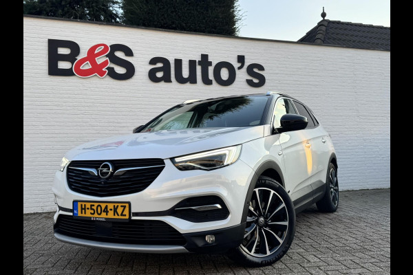 Opel Grandland X 1.6 Turbo Hybrid4 Ultimate AWD Climate Cruise Stoelverwarming/-ventilatie Navi Sensoren+camera Apple / Android