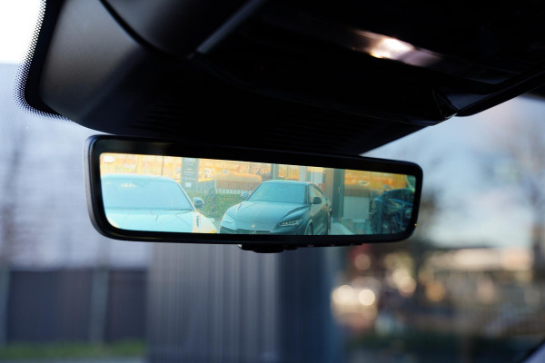 Land Rover Range Rover P 550 E Autobiography