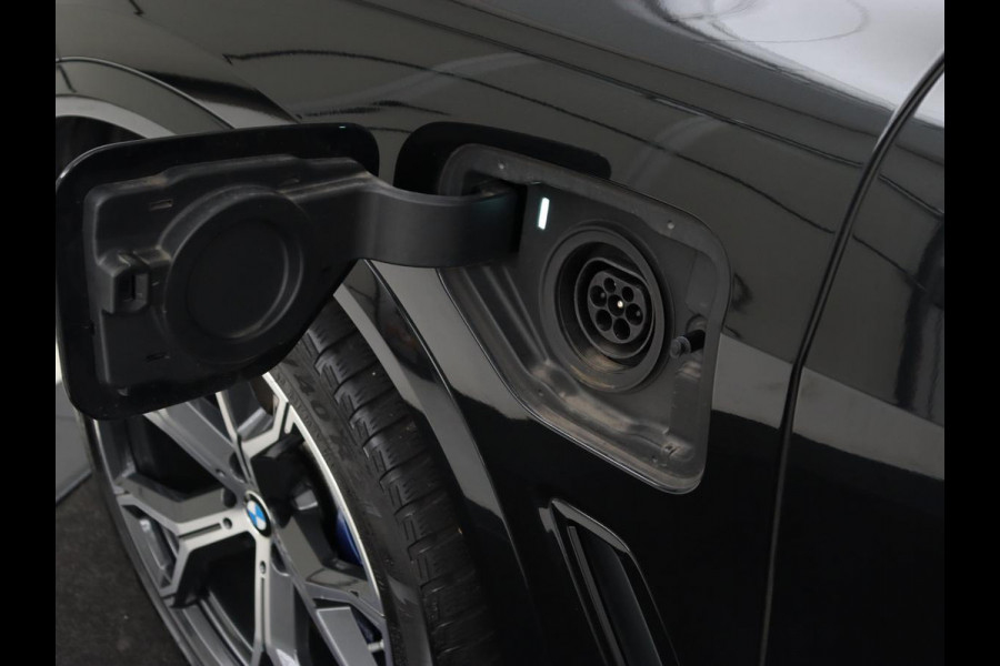 BMW X5 xDrive45e High Executive | Panoramadak | Stoel & stuurverwarming | Leder | 360 Camera | Harmen Kardon | Apple Carplay | Head-Up Display |