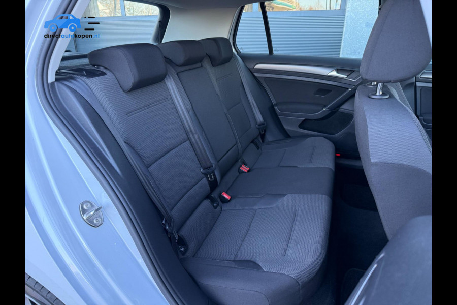 Volkswagen Golf 1.0 TSI Comfortline PDC | Carplay | ACC