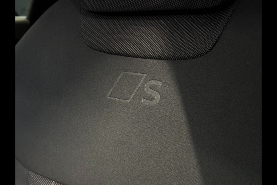 Audi Q3 Sportback Sportback e-hybrid 272pk 2xS-line Tech plus Black Optic matrix