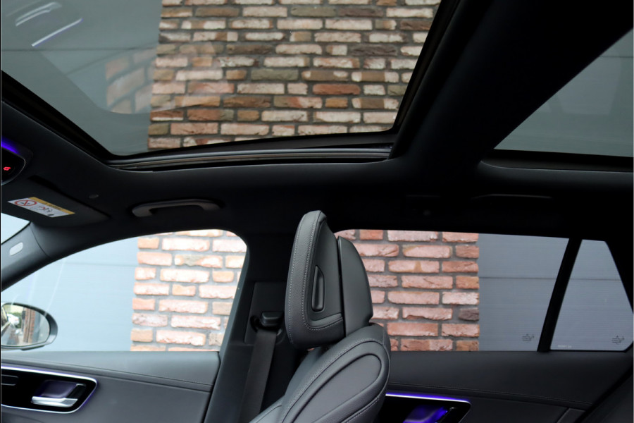 Mercedes-Benz C-Klasse Estate 300 e AMG Line Aut9 | Distronic | Trekhaak | Panoramadak | Verwarmd Stuurwiel | Keyless Go | Surround Camera | High Perf. LED |