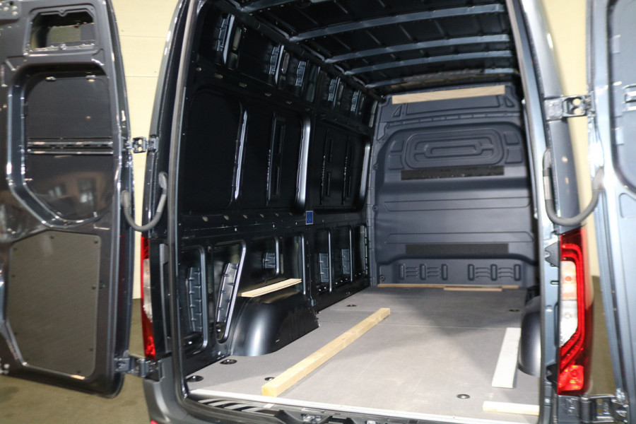 Mercedes-Benz Sprinter 319 CDI L2 H2 Automaat Navigatie Leer 360 Camera 3.5T Trekhaak