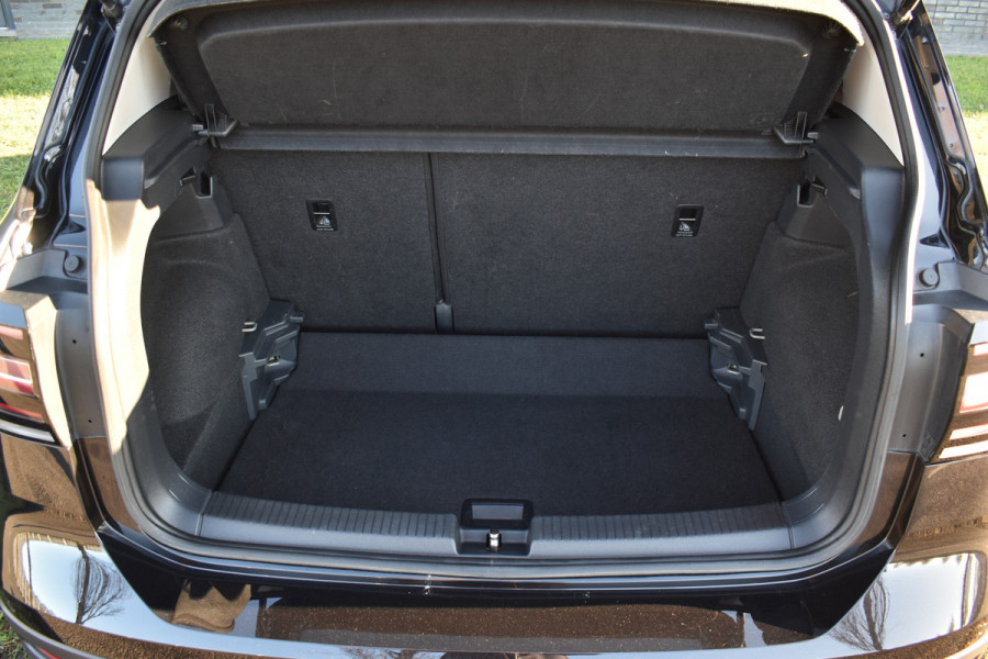 Volkswagen T-Cross 1.0 TSI Black Editie Automaat Navigatie Stoelverwarming